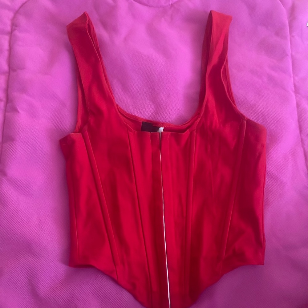 crop top